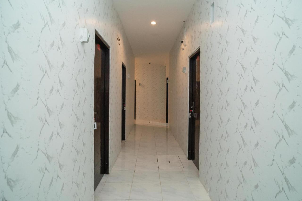 Reddoorz Near Sarinah Jakarta Exterior photo