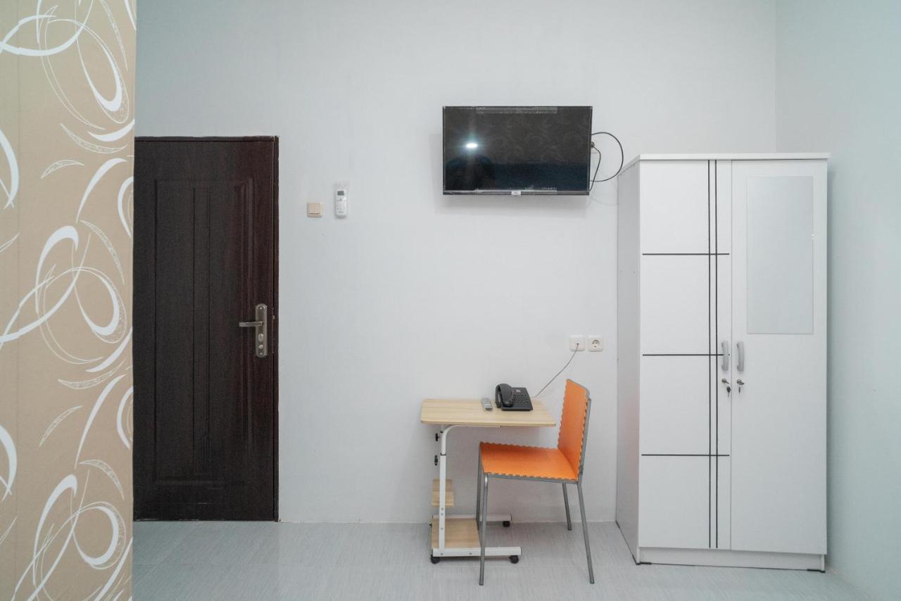 Reddoorz Near Sarinah Jakarta Exterior photo