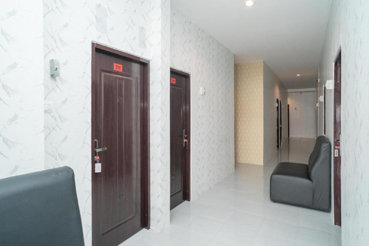 Reddoorz Near Sarinah Jakarta Exterior photo